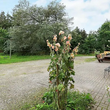 Five-bedroom Holiday In Thisted